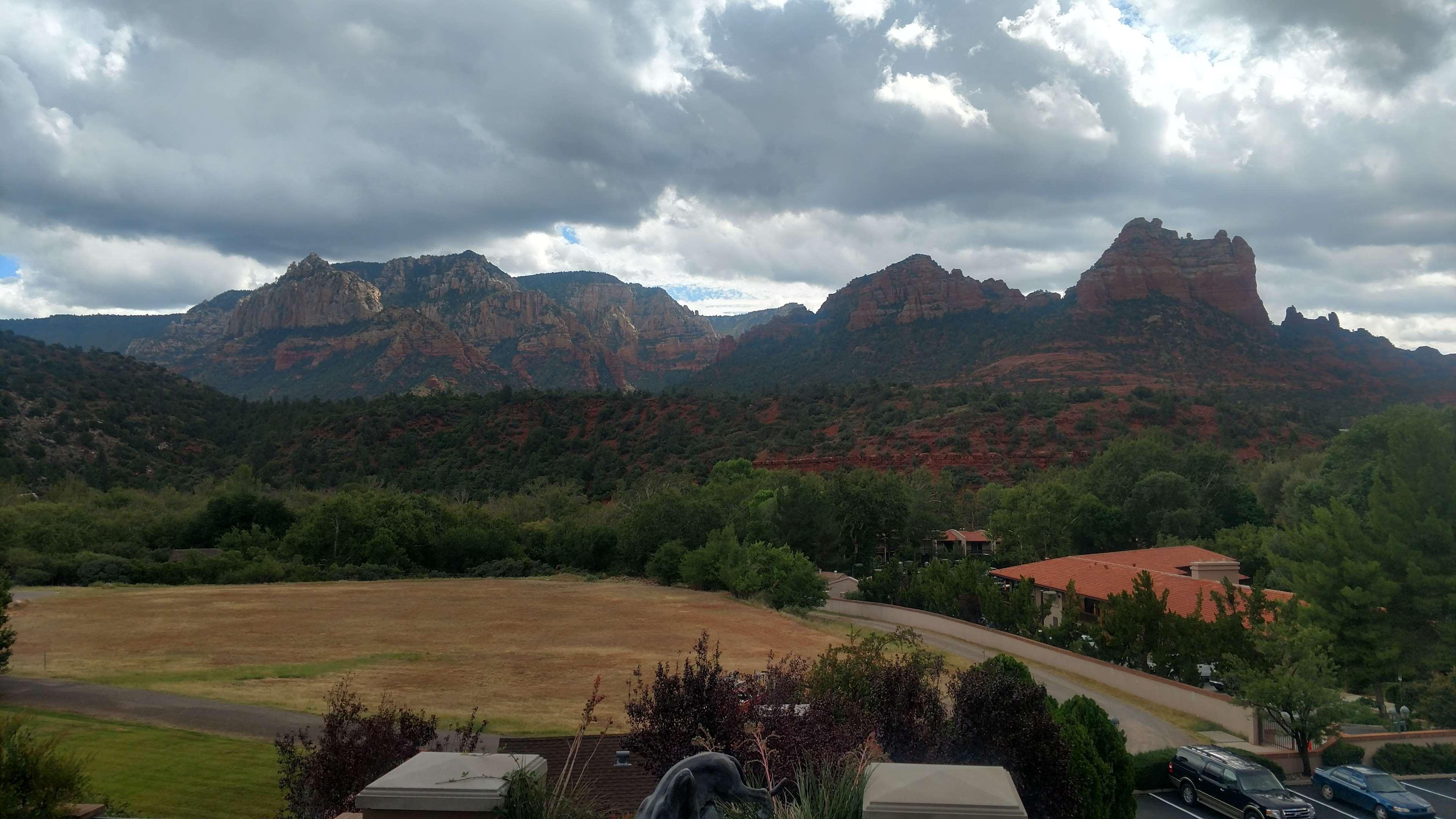 Best Western Plus Arroyo Roble Hotel & Creekside Villas Sedona Exterior photo